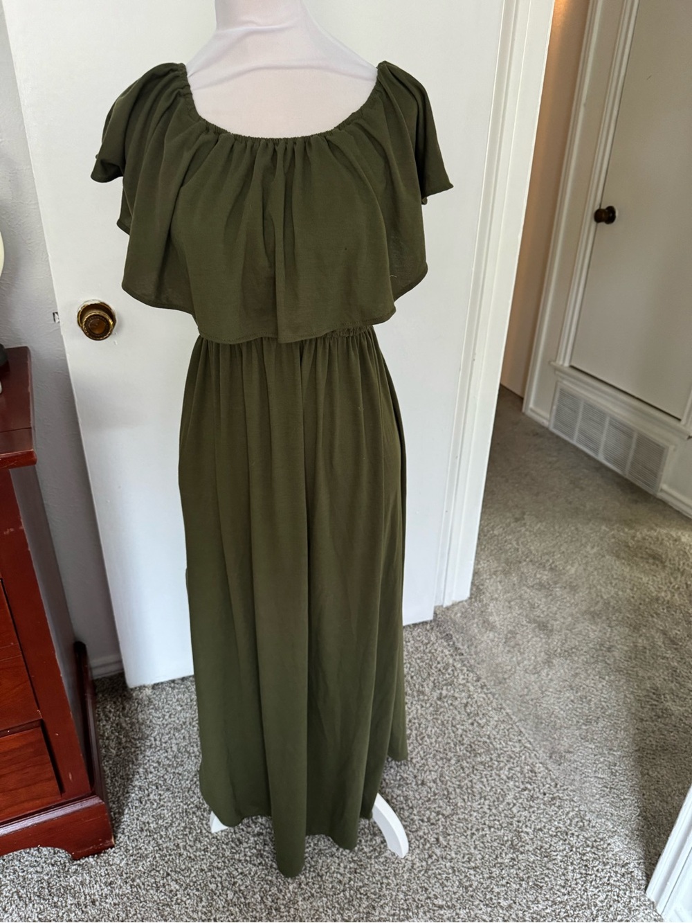 Olive Maxi Dress with Elastic Waist and pockets